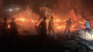 Asrama Santri Ponpes Syekh Burhanuddin Kuntu di Kampar Ludes Terbakar