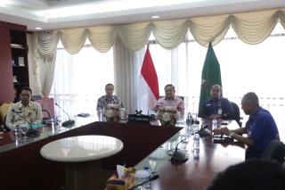 Pemprov Riau Perkuat Pengawasan dan Sinergi Pusat untuk Sukseskan Program MBG