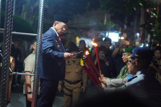 Malam Taptu Rohil Semarak, Bupati Bistamam Nyalakan Obor Semangat Perjuangan