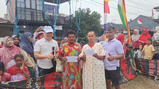 Serunya Perayaan HUT ke-81 RI di Kampung Murai, Bapak-bapak Berdaster Berebut Tangkap Bebek
