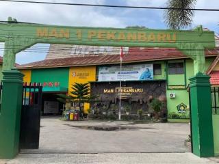 Kemenag Imbau Madrasah Pekanbaru Terapkan Belajar dari Rumah akibat Kabut Asap