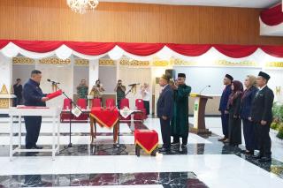 SF Hariyanto Lantik Lima Komisioner Komisi Informasi Riau Periode 2026–2030