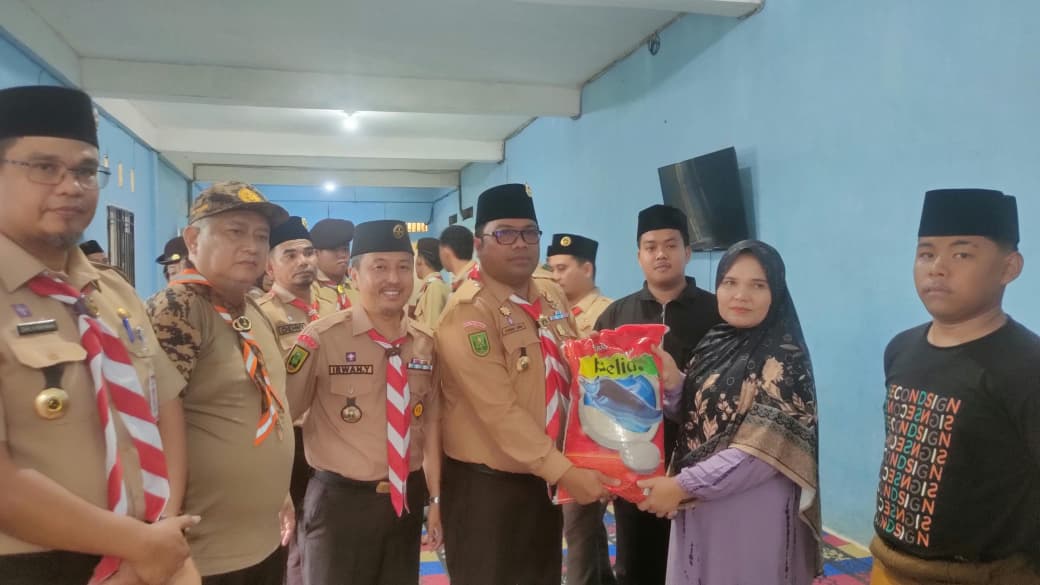 Bulan Bakti Pramuka, Kwarcab Pekanbaru Berbagi dan Santuni Anak Panti Asuhan Al Ilham