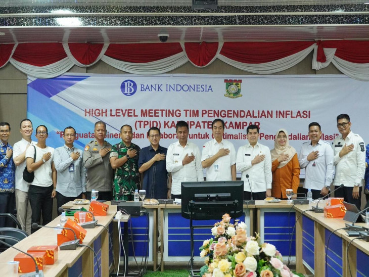 Kendalikan Inflasi, Bupati Kampar Perkuat Sinergi Jaga Pasokan dan Harga Pangan