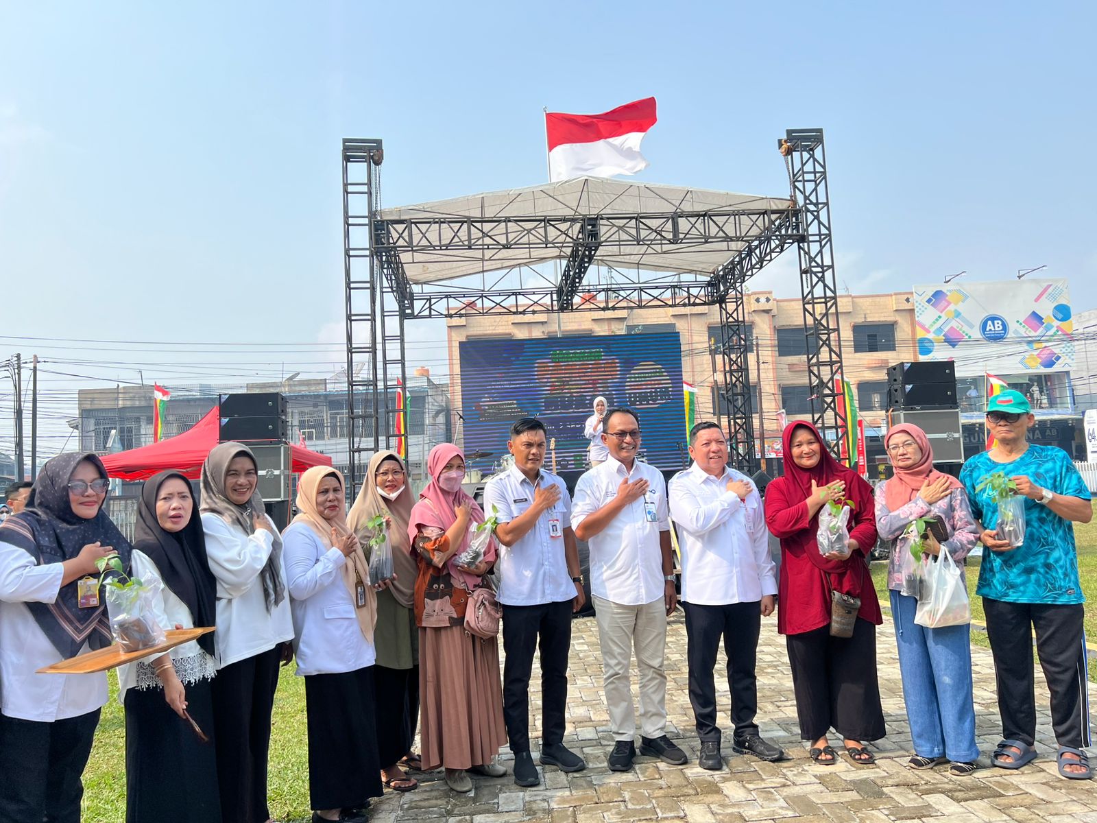 Pemprov Riau Bagikan 1.000 Bibit Cabai Gratis, Dorong Masyarakat Tanam di Pekarangan