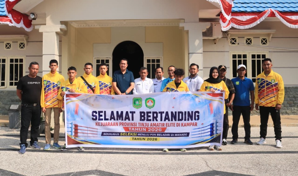 Wabup Muzamil Lepas 8 Petinju Meranti ke Kejurprov 2026 di Kampar