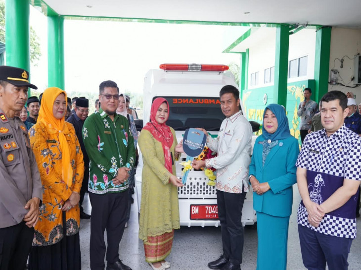 Puskesmas Kuntu Diresmikan, Bupati Kampar Serahkan Ambulans dan Paket Pangan untuk Anak Stunting