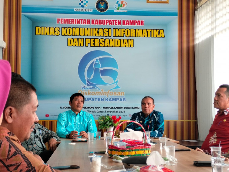 Diskominfo Mukomuko Belajar Sistem E-Wartawan ke Kampar