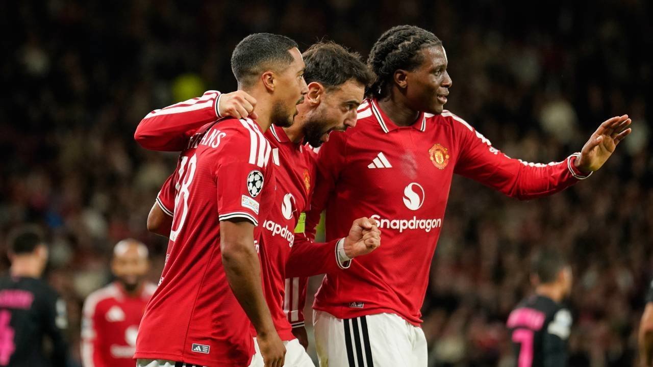 Hasil Manchester United vs Sabah FK: Setan Merah Pesta Gol 4-0 di Old Trafford