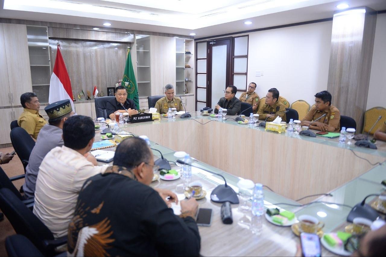 8 Tahun Mangkrak, Pemprov Riau Dorong Jembatan Rumbio Segera Dilanjutkan