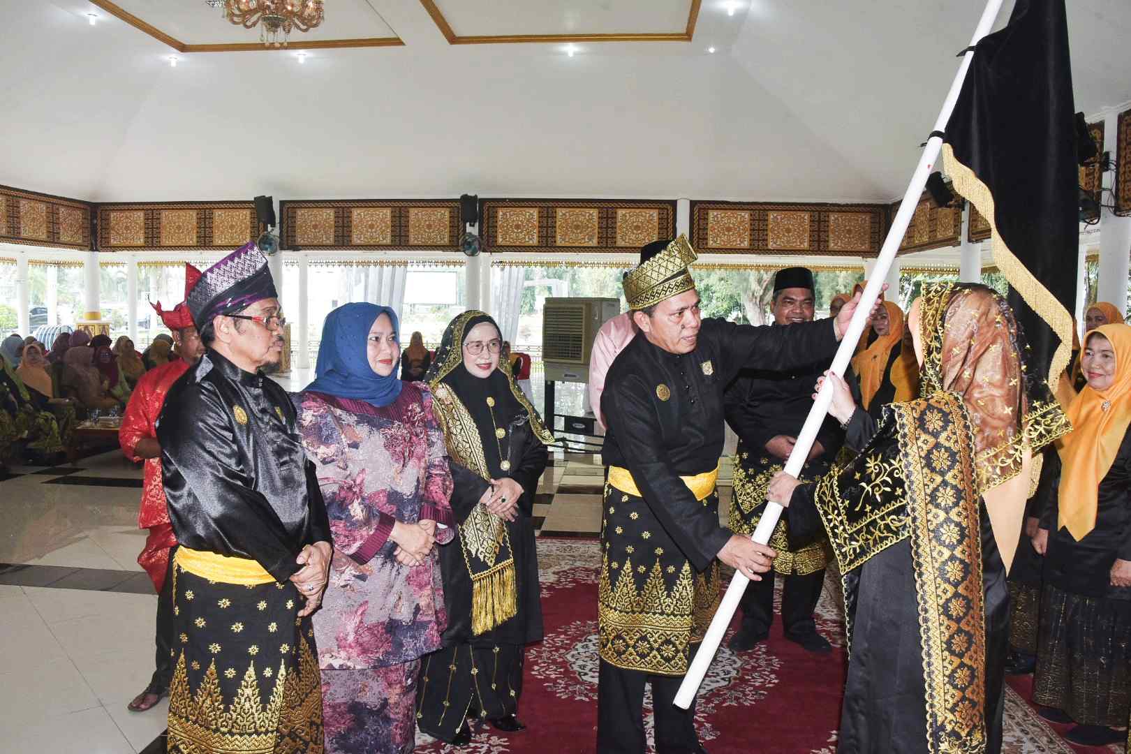 Puan LAM-R Bengkalis Resmi Dikukuhkan, Kasmarni Dorong Perempuan Melayu Jadi Penggerak Masyarakat