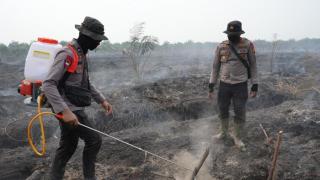 Polda Riau Uji X-Fire untuk Padamkan Karhutla di Lahan Gambut Pelalawan