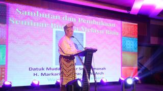 Wawako Markarius Dorong Songket Melayu Riau Naik Kelas hingga Tingkat Nasional