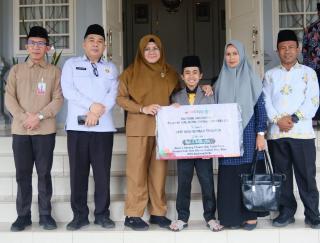 Afif Muhammad Thoifur Raih Juara II MTQ Nasional, Bupati Siak Hadiahkan Umrah