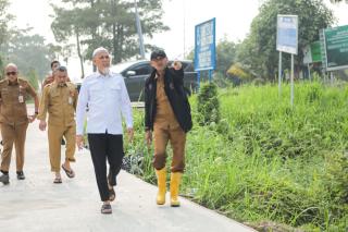 Banjir Rob Rendam Ratu Sima, Wali Kota Dumai Turun Tangan dan Siapkan Alat Berat