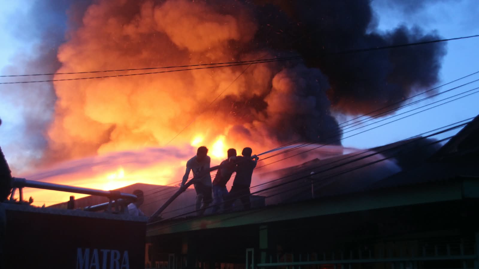 Api Mengamuk di Jalan H Yahya Bagansiapiapi, 13 Rumah Terdampak Kebakaran