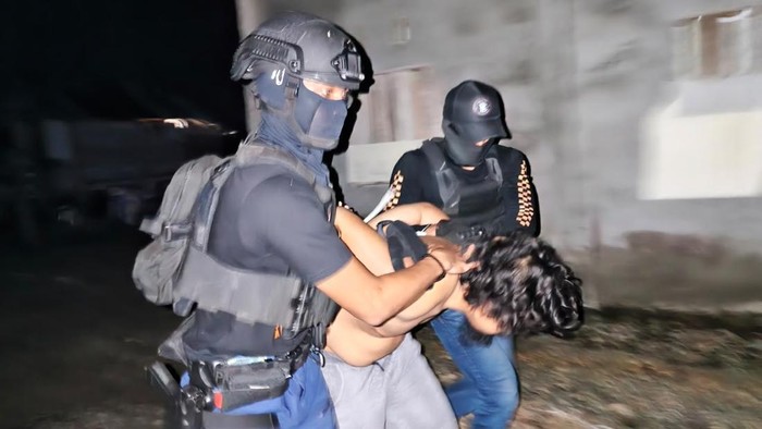 Densus 88 Tangkap 12 Tersangka Terorisme di Enam Provinsi, Salah Satunya Riau