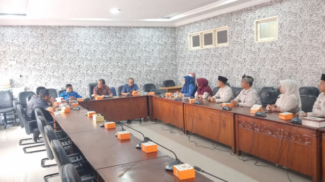 Pencairan Gaji Wajib Lampirkan Bukti Bayar PBB Tuai Polemik, DPRD Pelalawan Panggil Bapenda