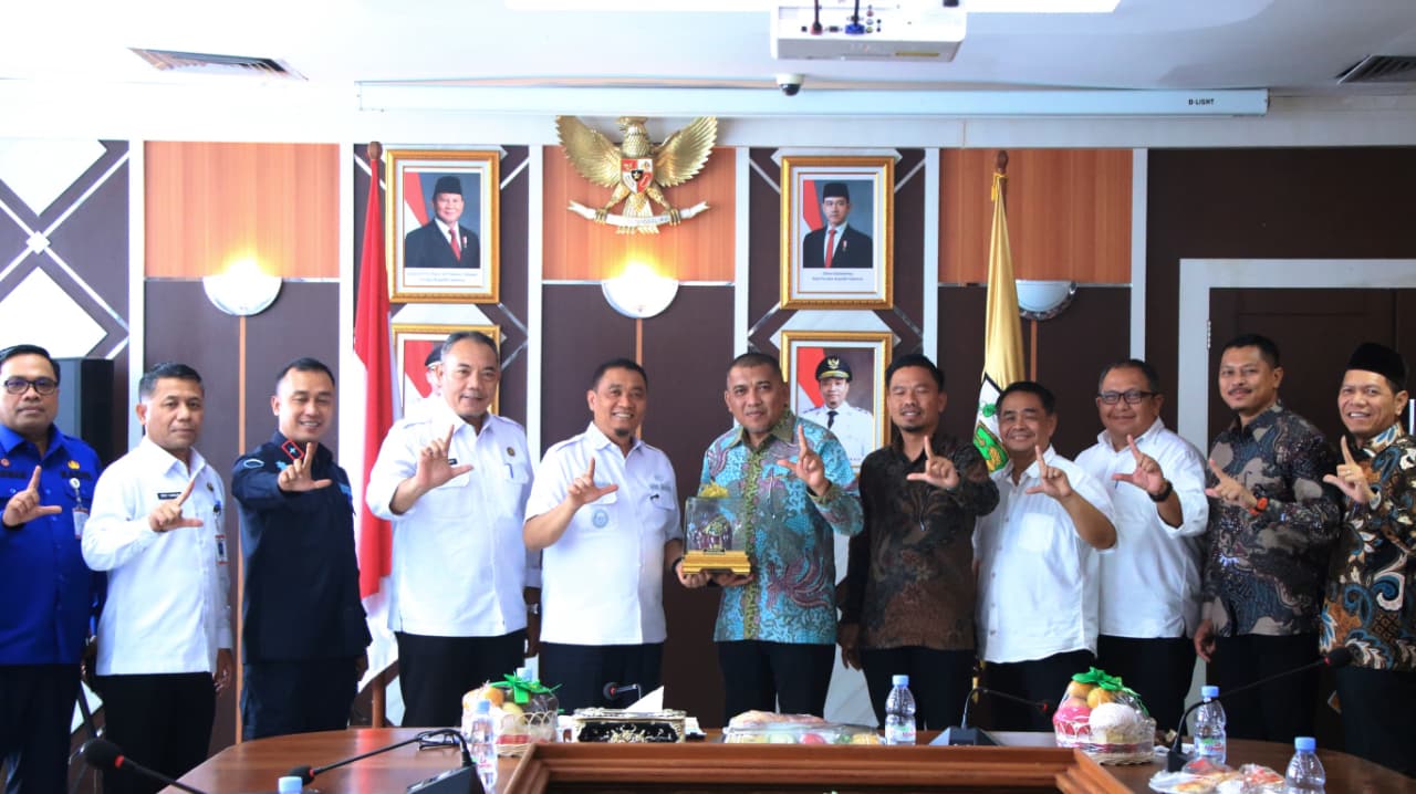 Belajar Kelola Sampah ke Pekanbaru, Pemkab Karimun Siap Terapkan di Tanjung Balai Karimun