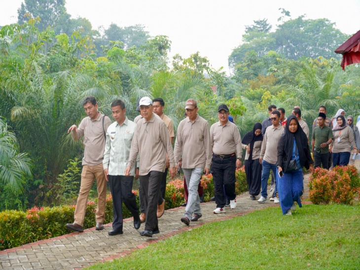 Bupati Kampar Hadiri Peresmian Kebun Raya Universitas Pahlawan, Ahli Internasional dari Lima Negara