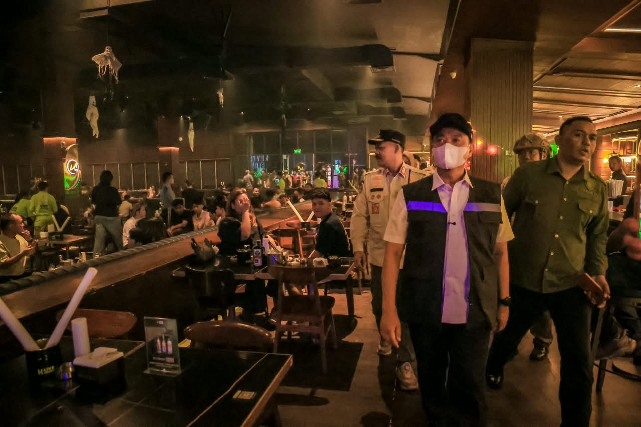 Wawako Pekanbaru Pimpin Razia Pekat, 28 Orang Terjaring di Empat Penginapan