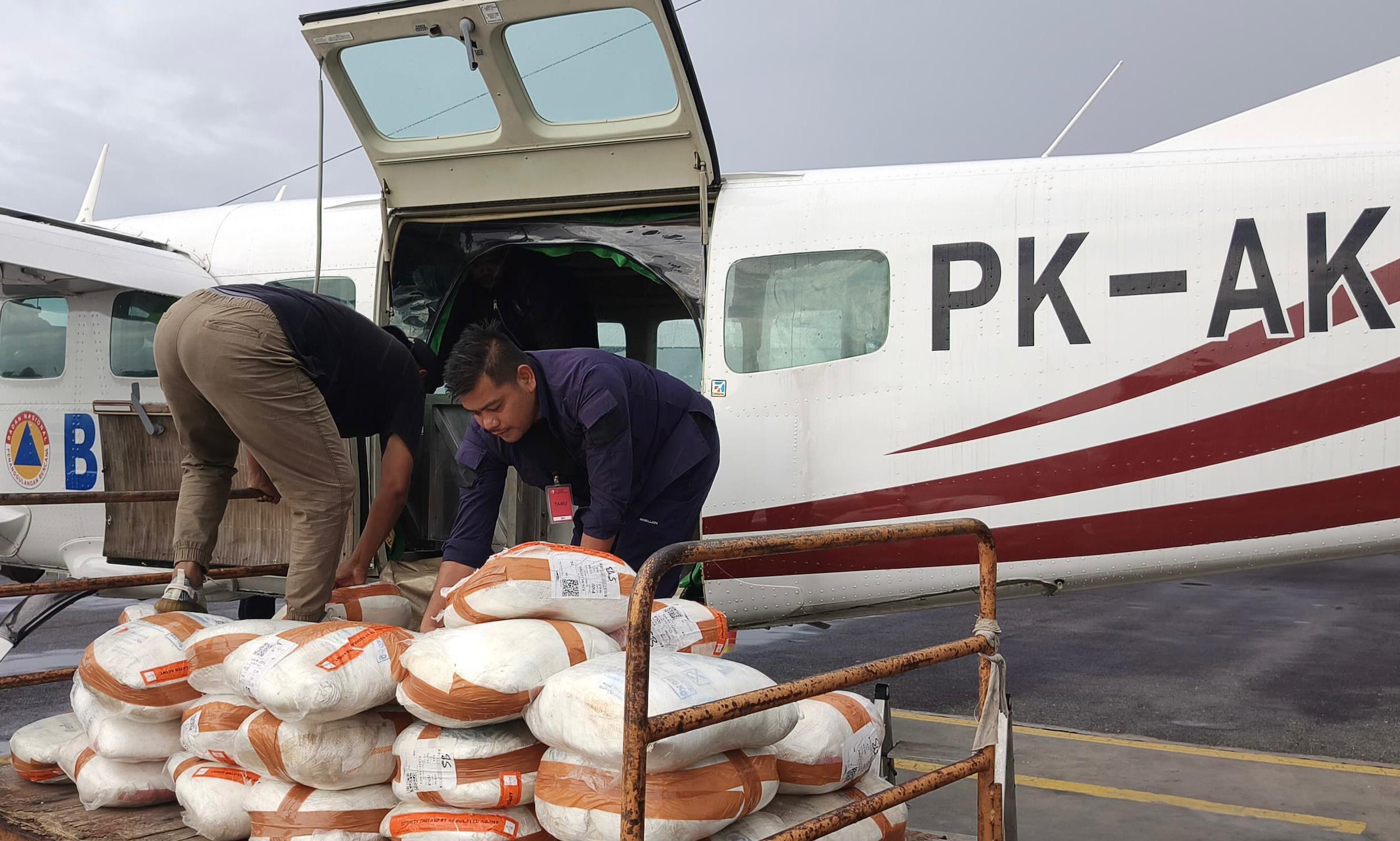 OMC di Riau Rampung, 80 Ton Garam Disemai untuk Picu Hujan, Luas Karhutla Tembus 20.597 Hektare