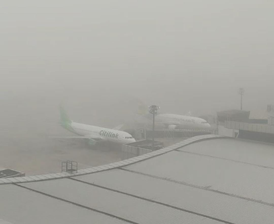 Kabut Tebal, Jarak Pandang Hanya 100 Meter, Dua Penerbangan Pekanbaru-Jakarta Tertunda