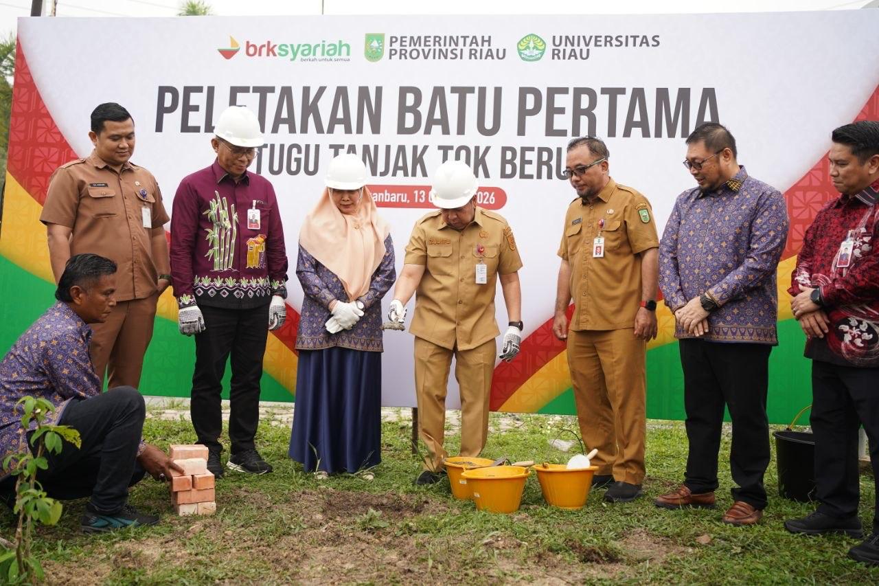 Tugu Tanjak Tok Beruas Dibangun di UNRI, Pemprov Riau Dorong Pelestarian Budaya Melayu
