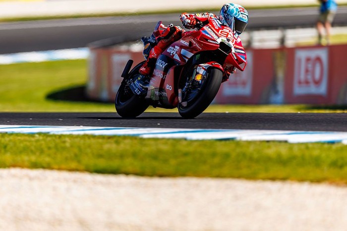 Marc Marquez Juara Sprint Race MotoGP Australia 2026, Jorge Martin Crash!