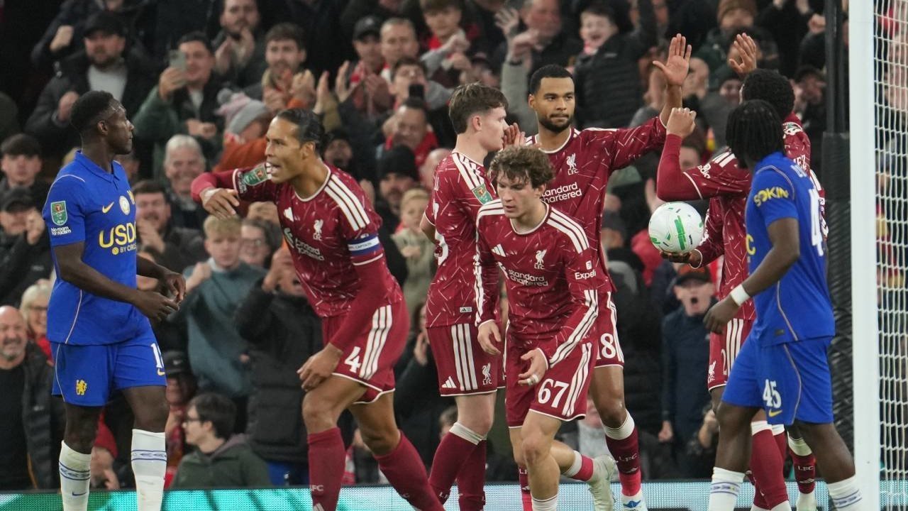 Liverpool Singkirkan Chelsea Lewat Adu Penalti 6-5, Anfield Jadi Saksi Drama Menegangkan