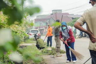 Paisal Turun Langsung Pimpin Gotong Royong di Dumai, Drainase Dibersihkan untuk Cegah Banjir