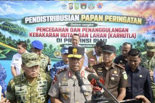 Polda Riau Sebar 260 Plang Bekas Karhutla, Kapolda Tegaskan Pencegahan dan Penegakan Hukum