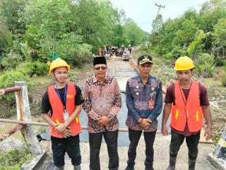 Habiskan Anggaran Rp2,099 Miliar, Jalan Renak Dungun–Kuala Merbau Mulai Diperbaiki