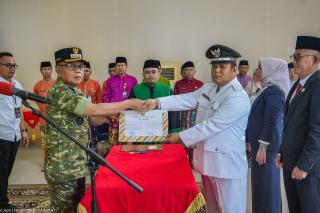 Lantik 29 Pejabat, Bupati Asmar Tekankan Integritas dan Target Kinerja Pemkab Meranti